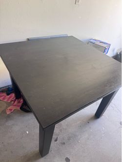 Wood Dinning Table