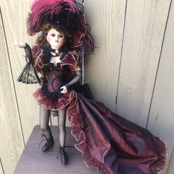 Doll Saloon 22 inches