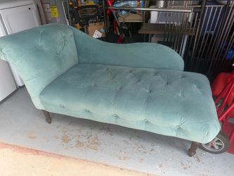 Designer Skyline Chaise lounge Chair