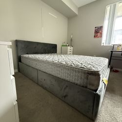 Velvet Bed With Storage Drawers 