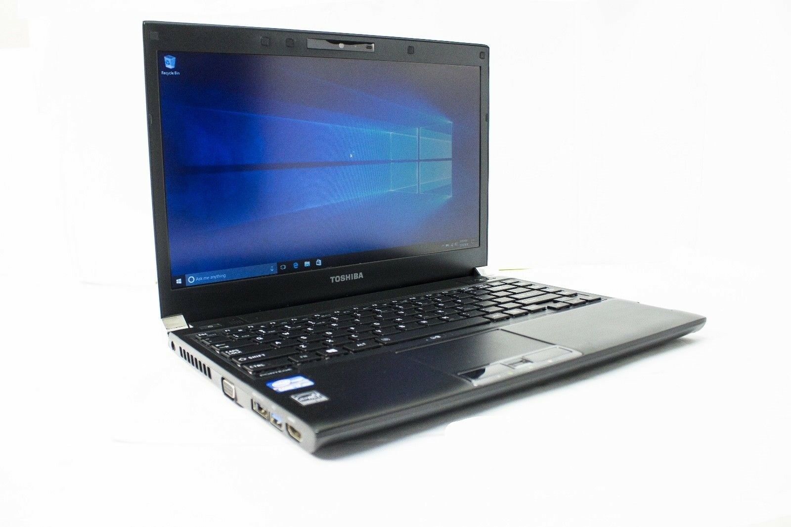 Toshiba Protege R930 13.3” Intel Core i5 4GB RAM 320GB HDD Windows 10 notebook laptop