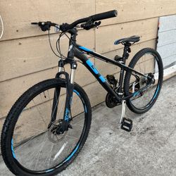 2021 aggressor pro gt mountain bike
