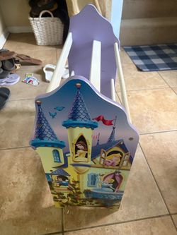 Princess shoe rack
