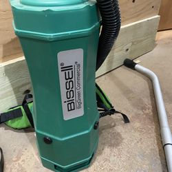 BISSELL 