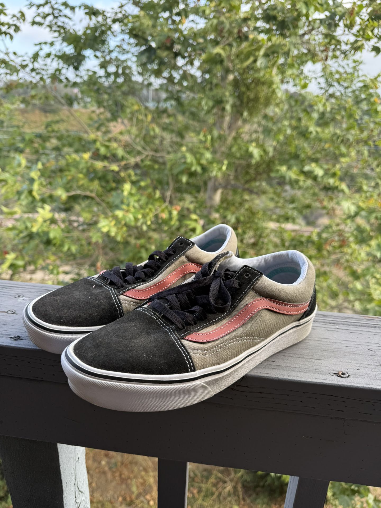 Vans Old School (Mens Size 9)