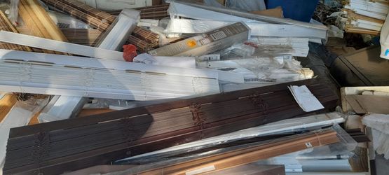 MANY WINDOW BLINDS DIFFERENT SIZE HIGHT QUALITY MATERIAL