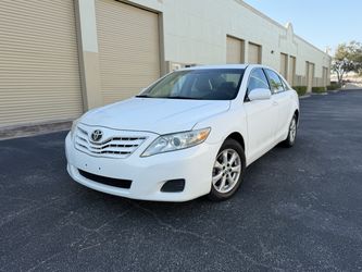 2010 Toyota Camry Le  for sale!