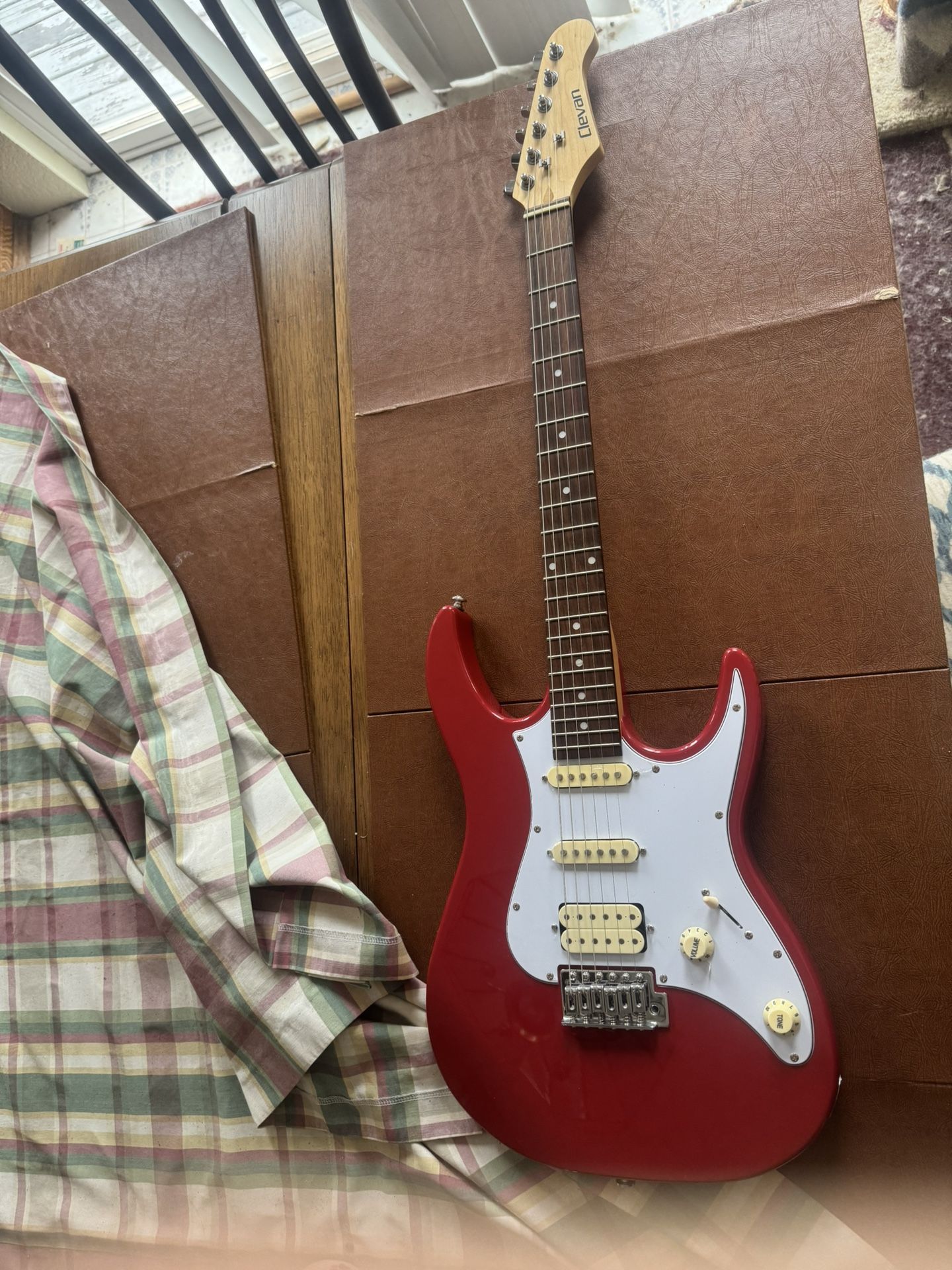 Clevan Electric Guitar