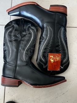 New glossy black leather Rodeo Bravo western cowboy boots