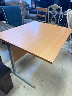 Work Desk - 36” x 30” - Excellent condition