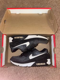 Nike Air Max 90 Black White Sneakers Size 8.5