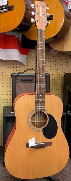 Jasmine Dreadnought Acoustic Guitar (Near Mint Condition)