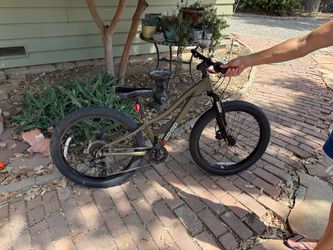 Co-op Cycles Kids Mountain Bike