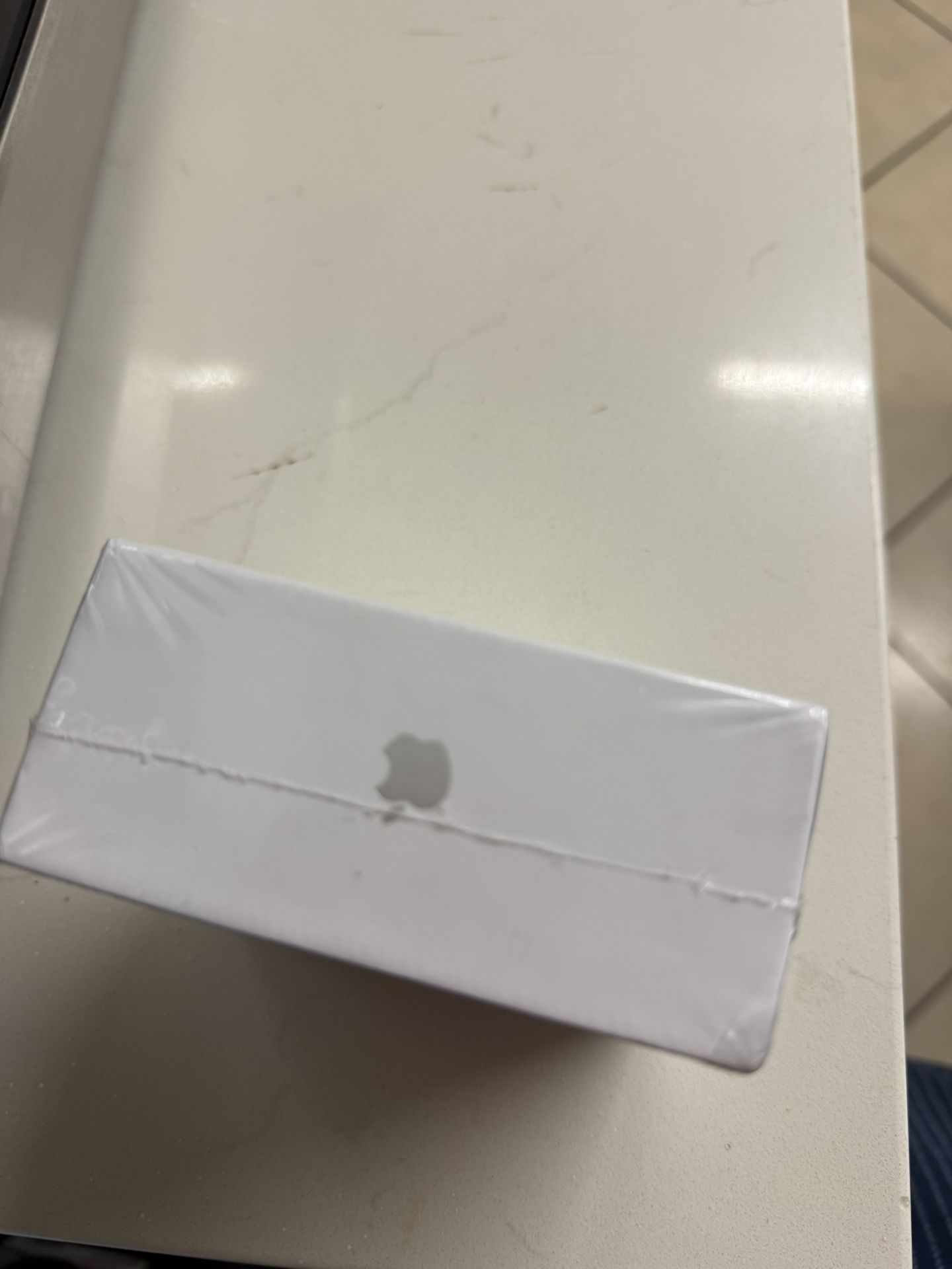 AirPods Pro Apple