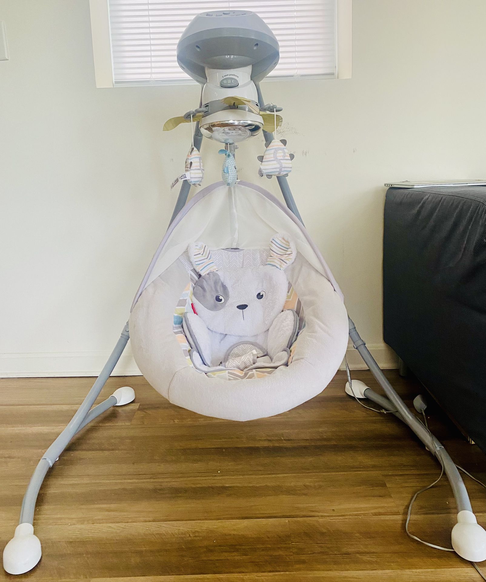 Fisher-Price Baby Swing With Music And Sounds
