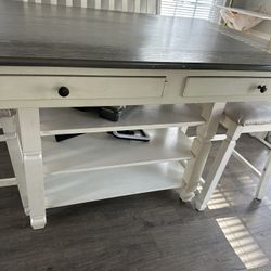 Dining Table And Chairs 