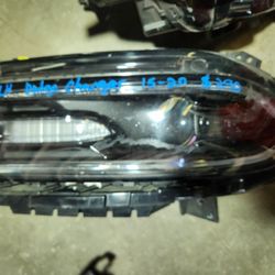 2015 2016 2017 2018 2019 2020  Dodge Charger  Left  Headlight  Part 