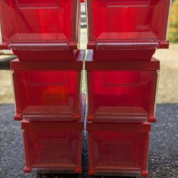 Rubbermaid Storage Containers 