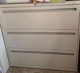 Free: Large metal filing cabinet drawers - Perfect for garage storage or paper filing 42" h x 42" w x 19" d. Pickup in Ridgecrest