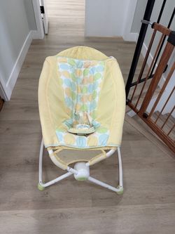 Baby rocker/bouncer