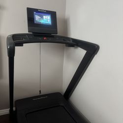 Treadmill NordicTrack T Series 10 - Perfect Condition