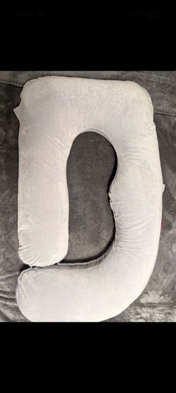 $10 Momcozy pregnancy pillow (Mesa- Guadalupe and Arizona Ave)