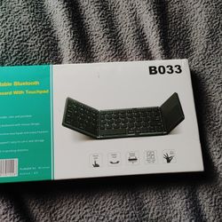 B033 Keyboard With Touchpad