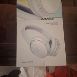 Bose Headphones New In Box