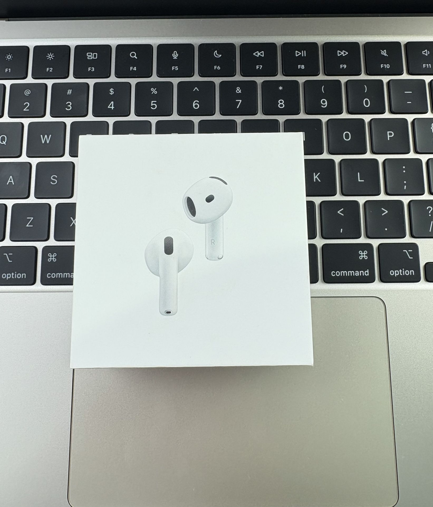 Apple AirPods 4 with Active Noise Cancellation