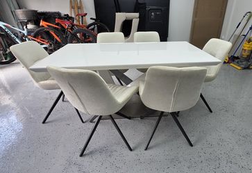 Modern White Gloss Dining Table Set – 6 Chairs – Excellent Condition