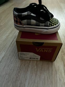 Vans size 4c