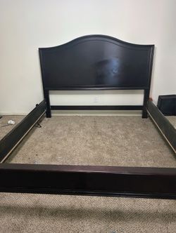 King Bed Frame w/ Rails and Box Spring