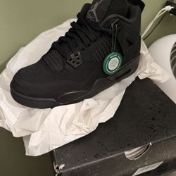 Youth Black Cat Jordan’s 