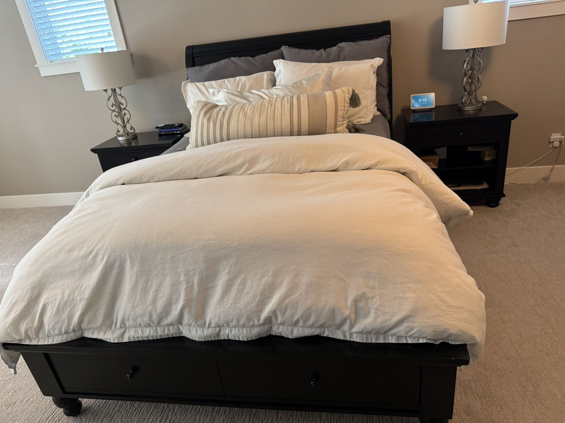 Queen Bedroom Set 