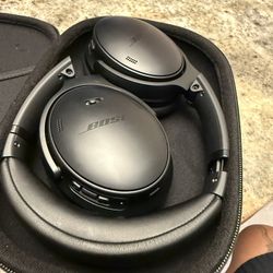 BOSE Quiet Comfort headphones. 