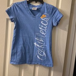 Women’s XS Nike Athletes T-shirt