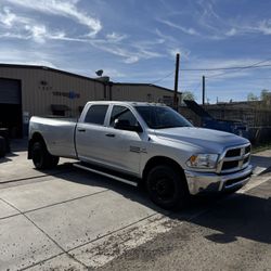 2017 Ram 3500 Crew cab 