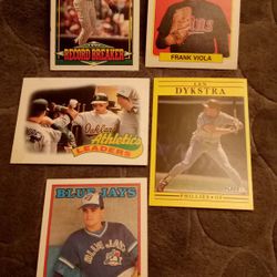 Lot of 5 Vintage Baseball Trading Cards 5pc