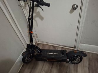 TOMOFREE SCOOTER