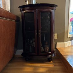 Wine/liquor Cabinet $50