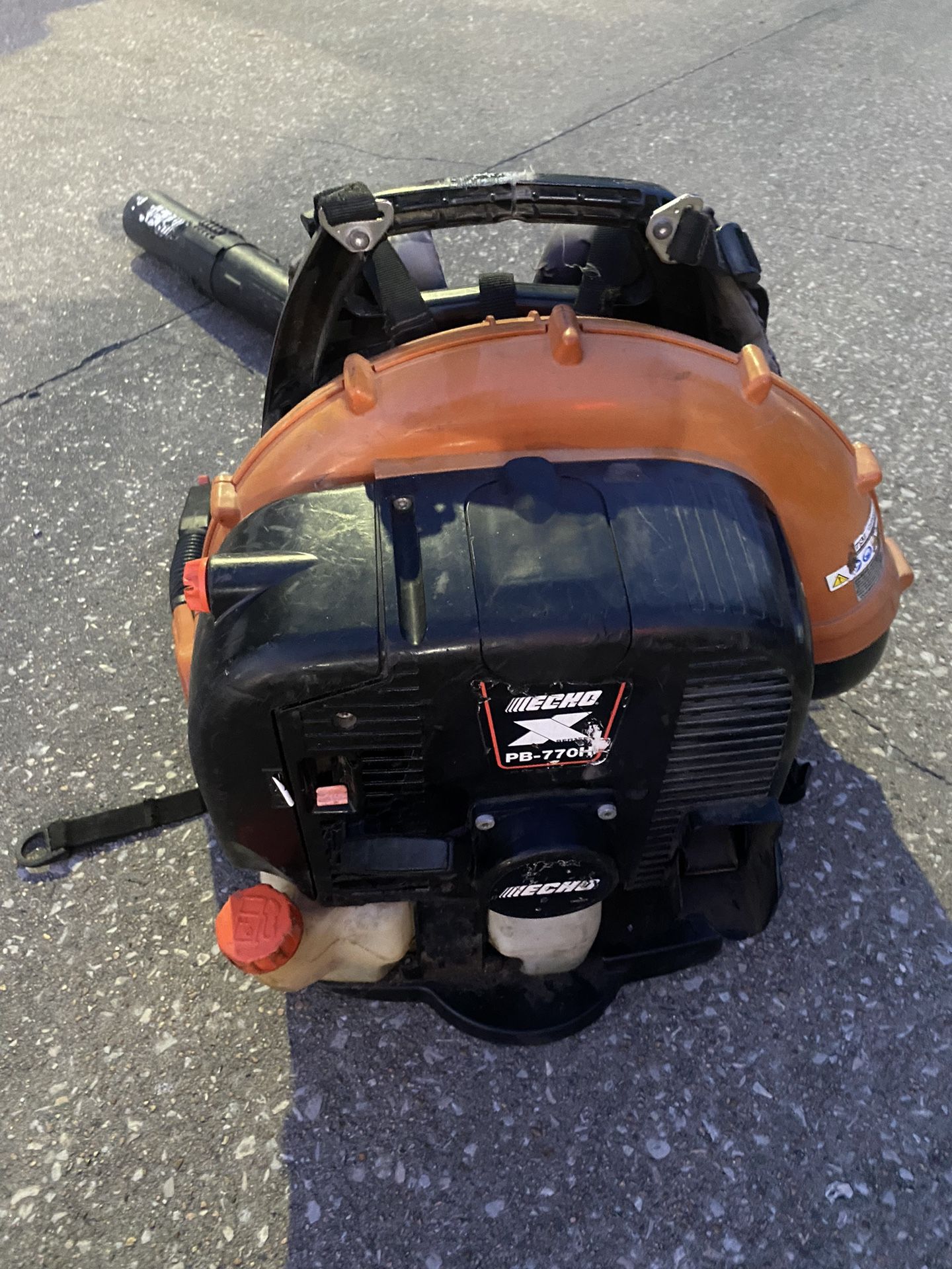 Leaf blower