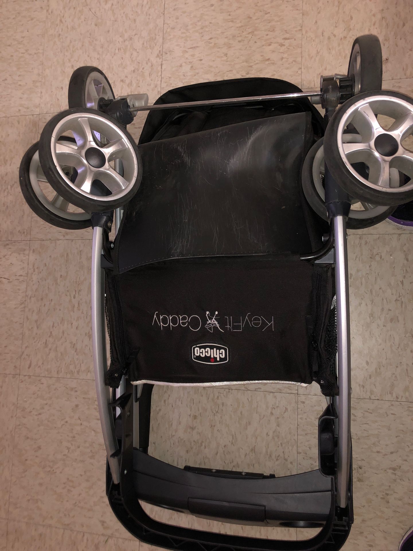 Chicco baby car seat Caddy