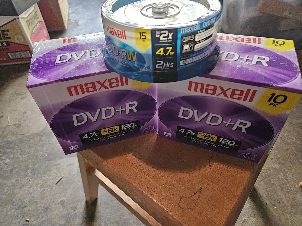 3 Pack Maxwell DVD-R CD'S.