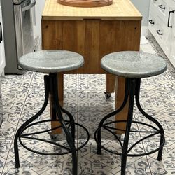 Metal Stools (adjustable)