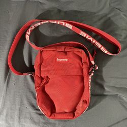 Supreme Shoulder Bag SS18 Red