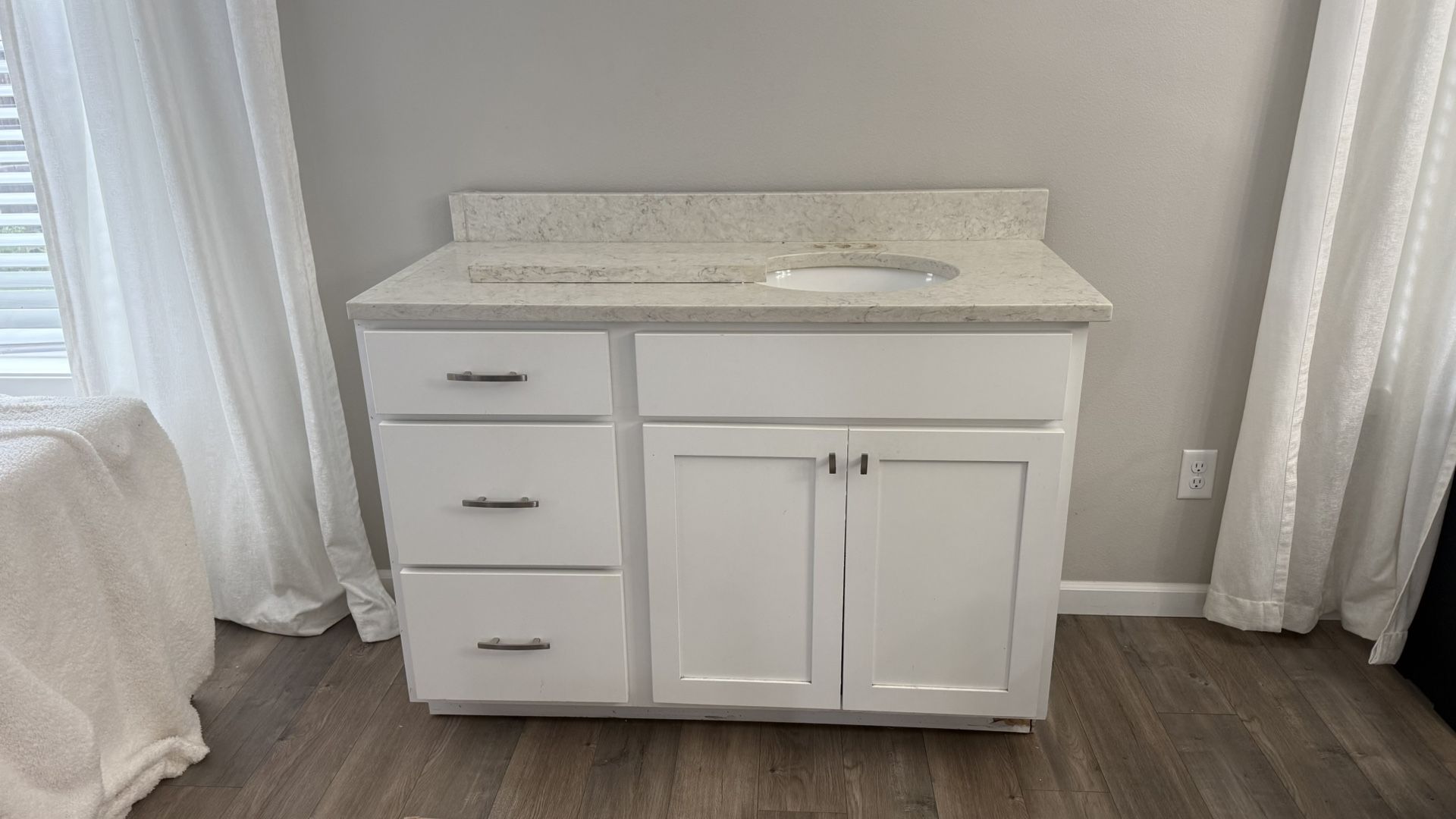 Bathroom Vanity With Under Amount 