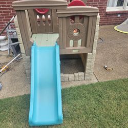 Outdoor Playset With Slide