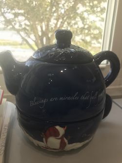 Tea for One Christmas Teapot