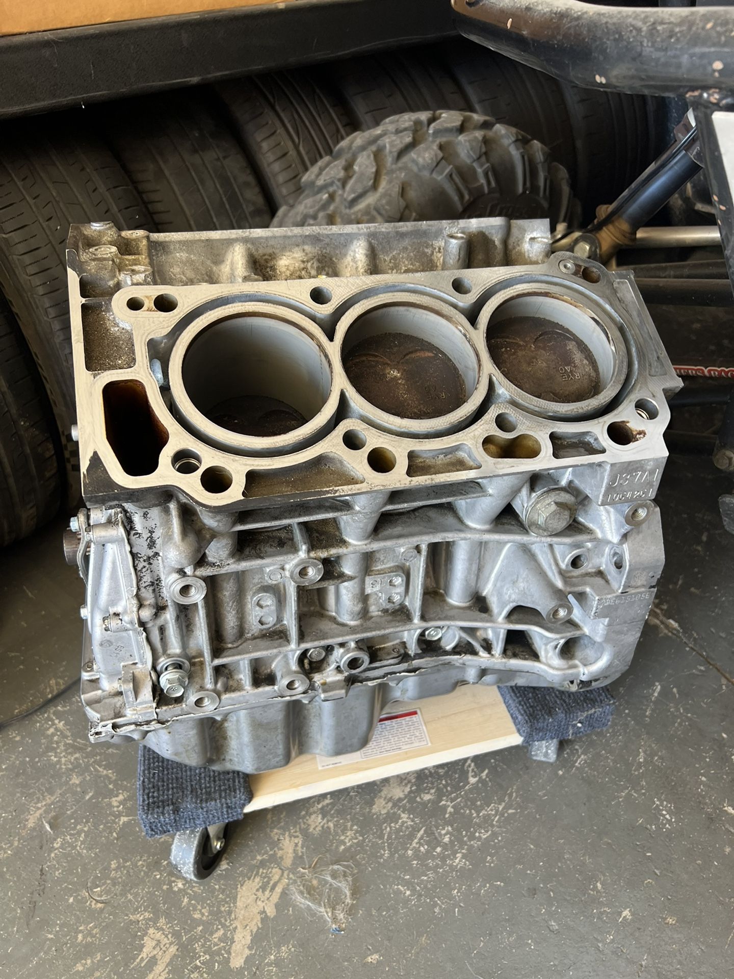 2007 Acura MDX Engine J37 J37A1 complete Short Block