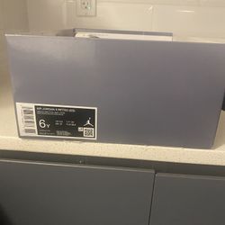 Air Jordan 9 Retro GS Size 6 Y